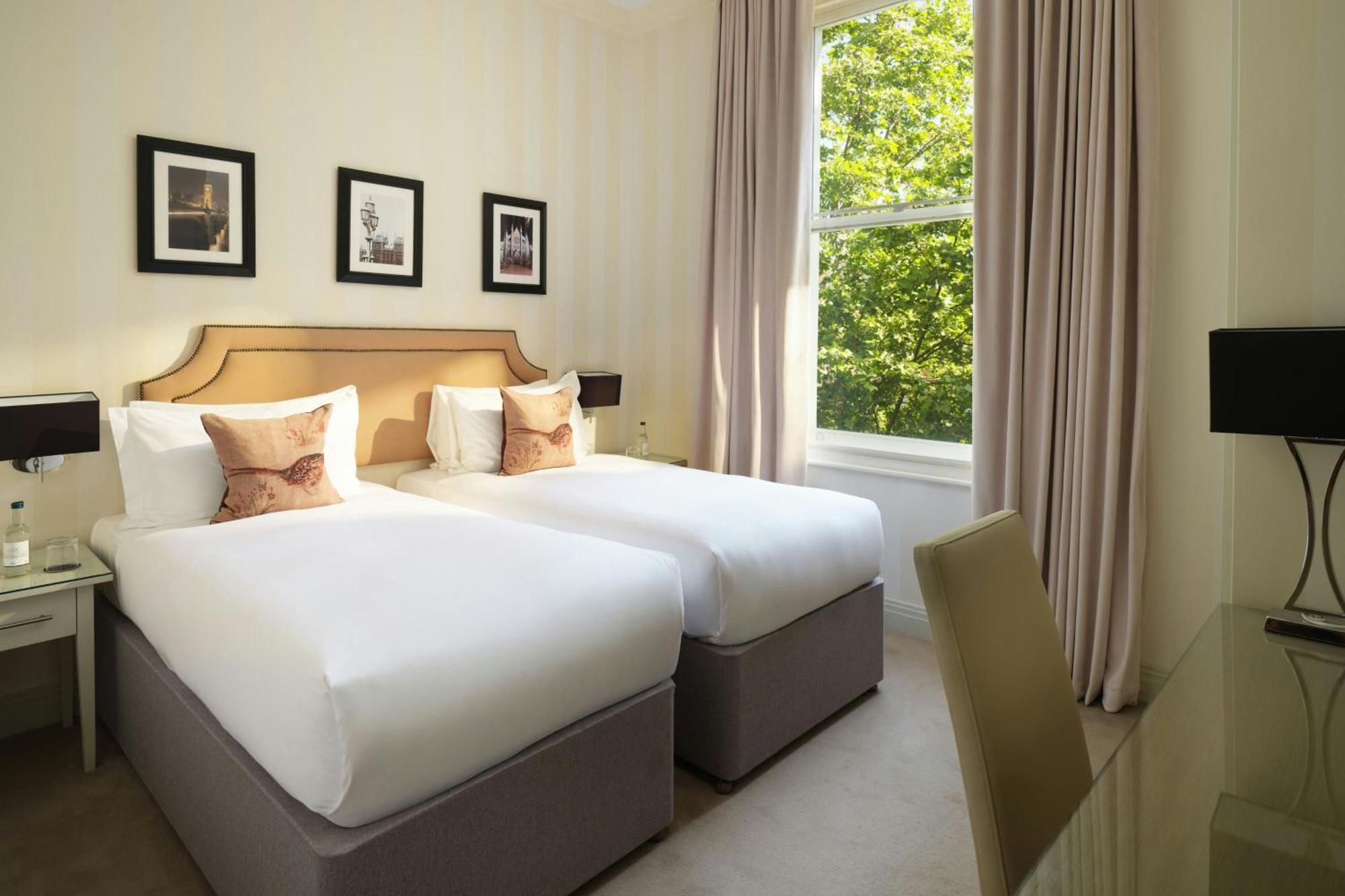 Xenia - Autograph Collection 4* London